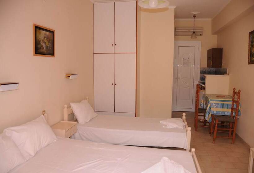 هتل Vicky's Garden