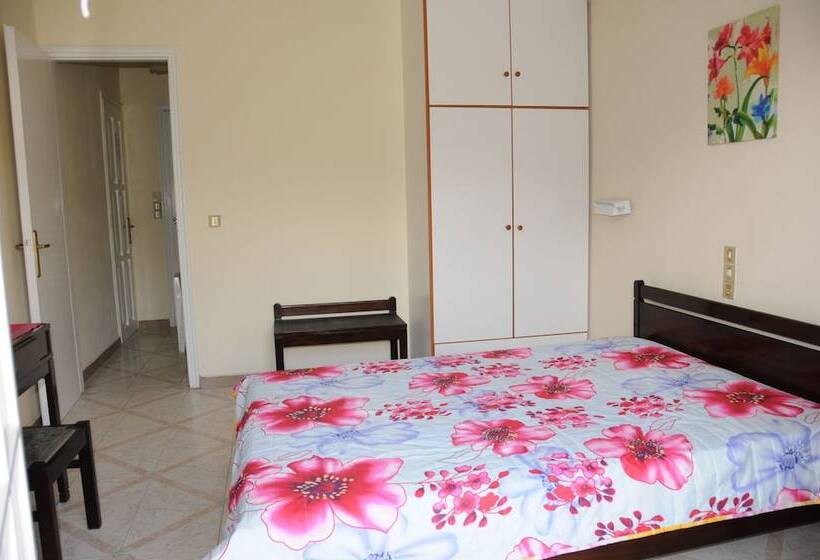 هتل Vicky's Garden