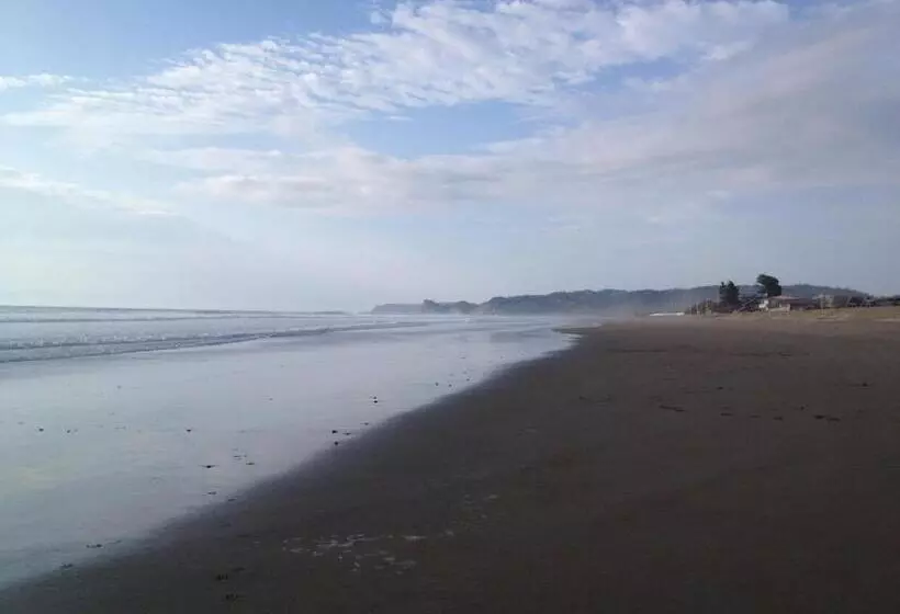 Aamiaismajoitus (B&B) Hosteria Guachapeli