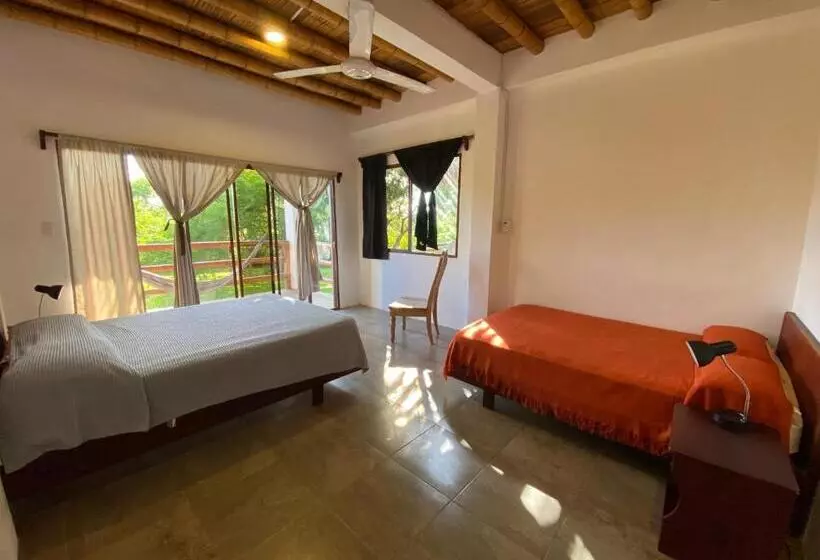 Aamiaismajoitus (B&B) Hosteria Guachapeli