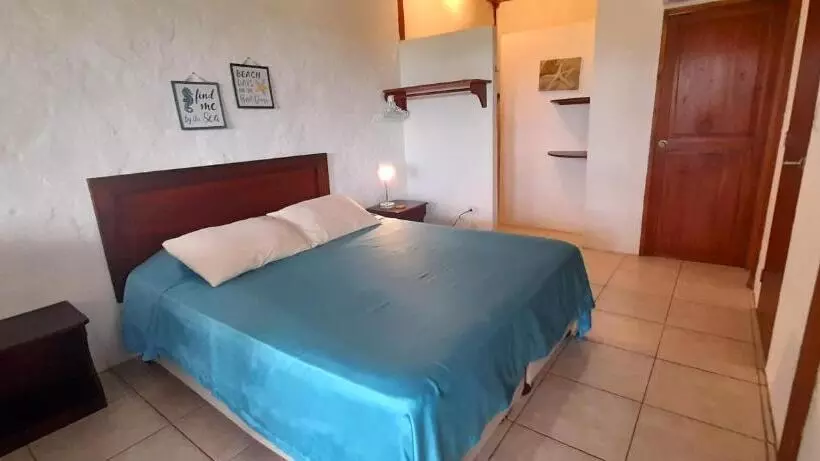 Aamiaismajoitus (B&B) Hosteria Guachapeli