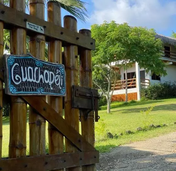 Aamiaismajoitus (B&B) Hosteria Guachapeli