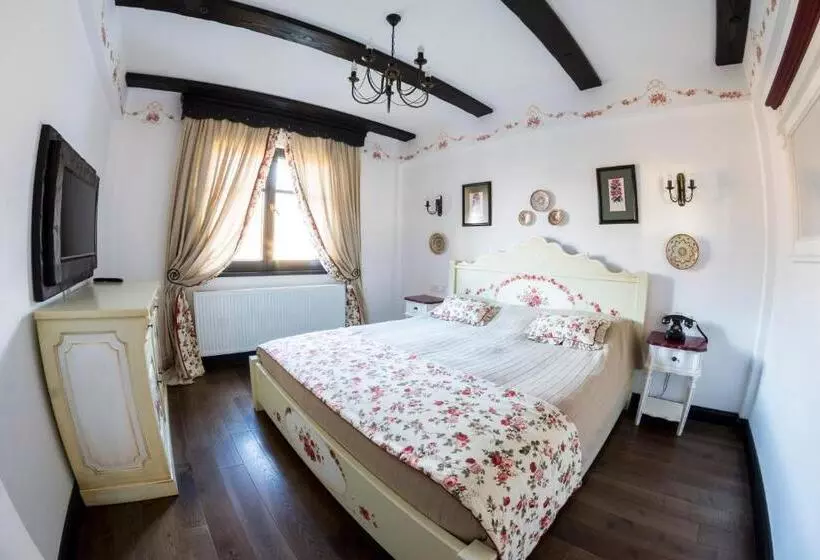 Majatalo Conacu´ Boierului