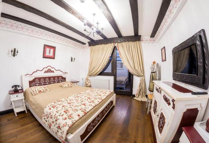 膳宿费 Conacu´ Boierului