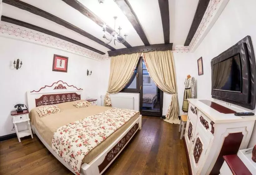 Majatalo Conacu´ Boierului