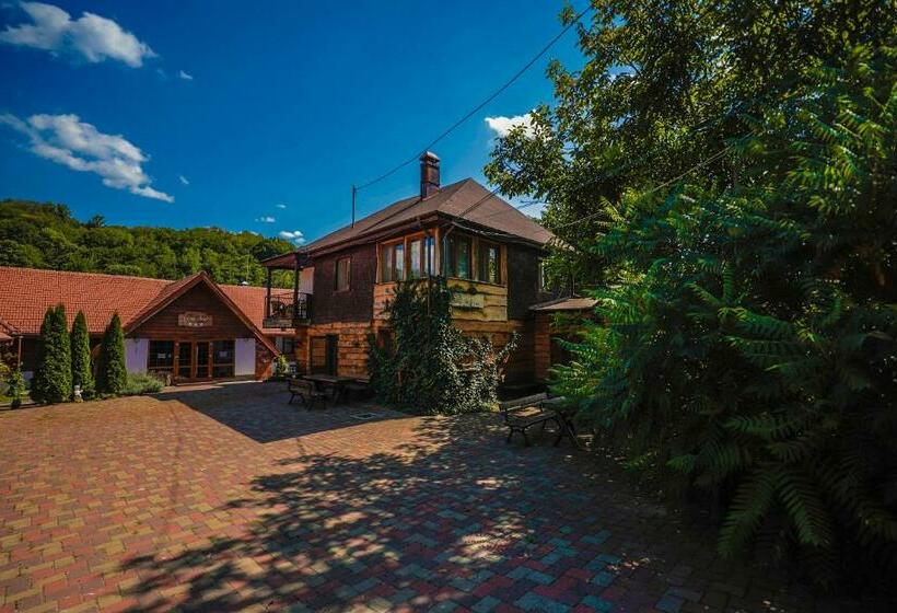 پانسیون La Ferma Veche Bogdana