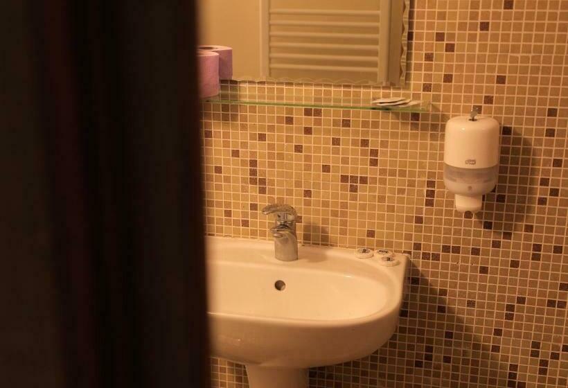 پانسیون La Ferma Veche Bogdana