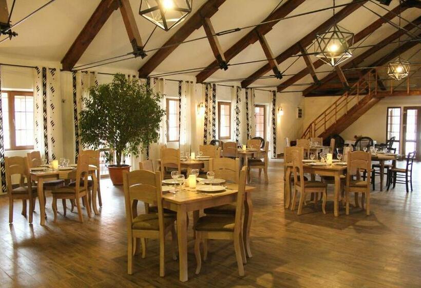 پانسیون La Ferma Veche Bogdana