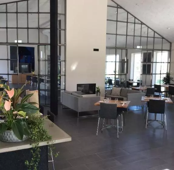 Strandakar Hotell & Restaurang