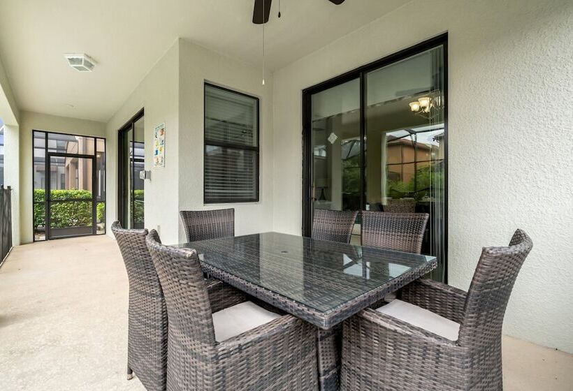 6bed 5ba Villa Game Room Pool Spa