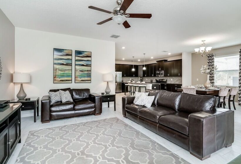 6bed 5ba Villa Game Room Pool Spa