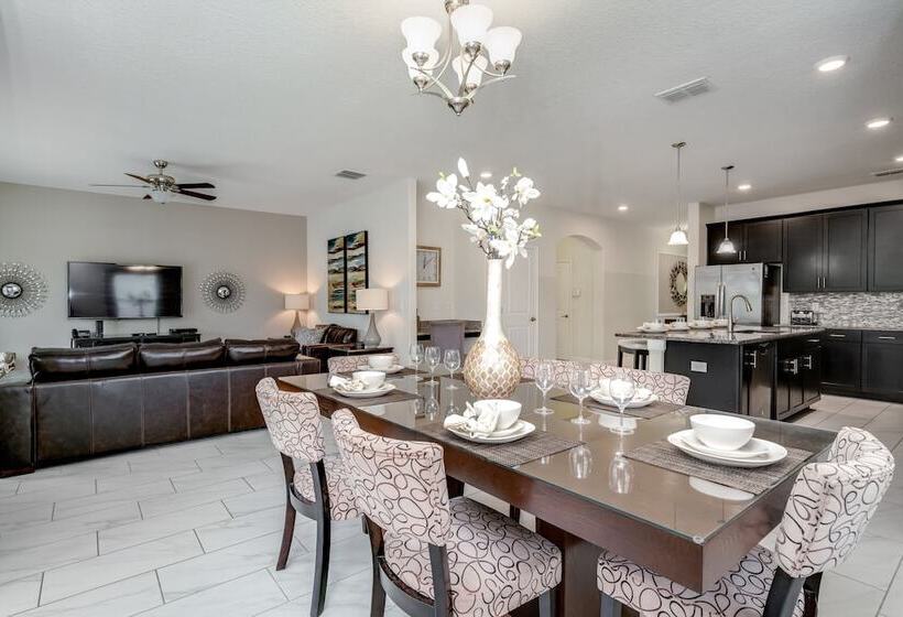 6bed 5ba Villa Game Room Pool Spa