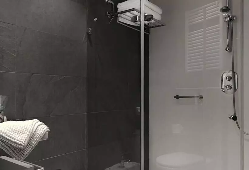 Apartamentos La Torreta Del Llac