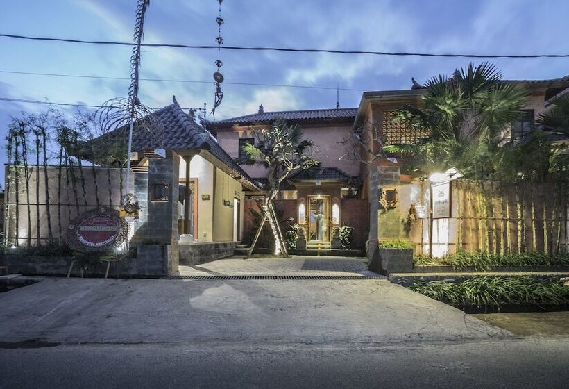 مبيت وإفطار Villa Tanah Carik