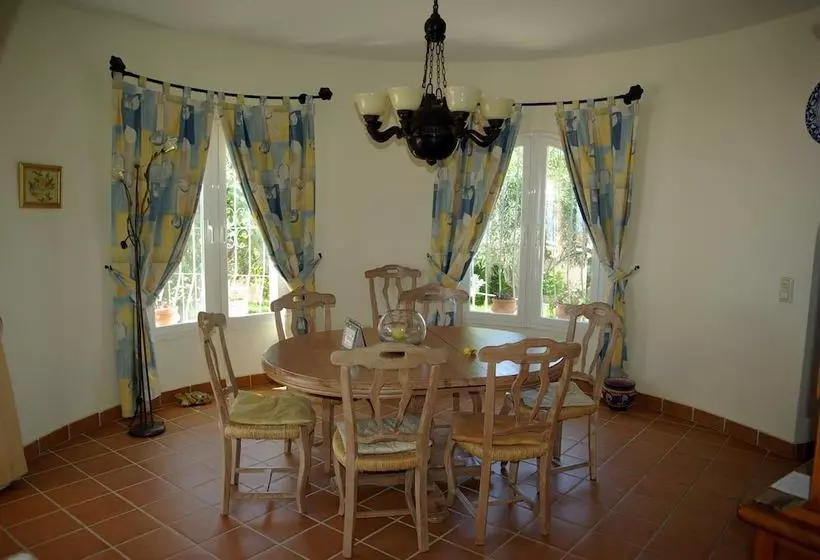 Casa Monika