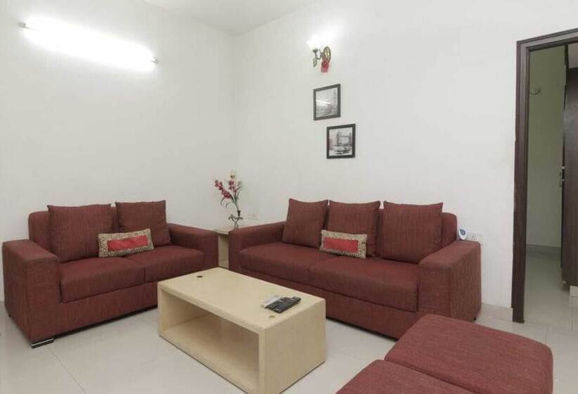 Galaxy Service Apartment