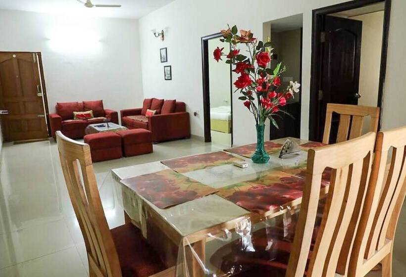 Galaxy Service Apartment