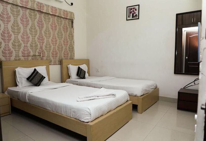 Galaxy Service Apartment