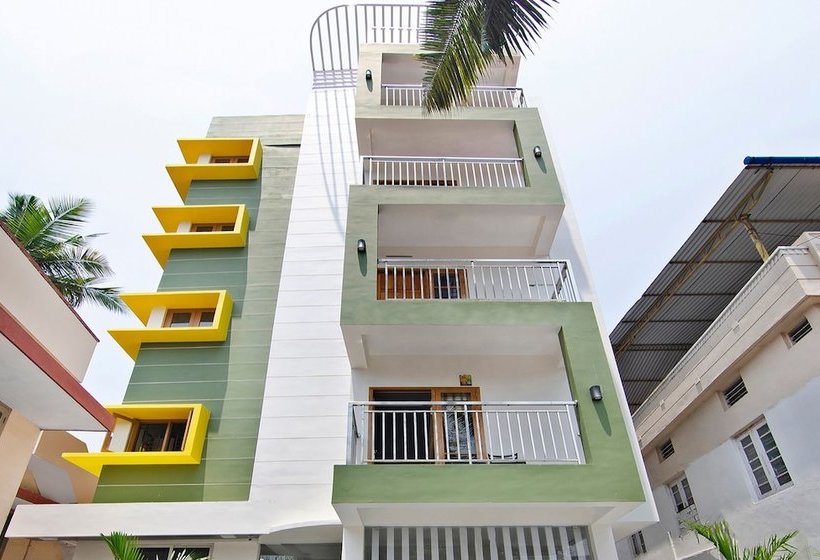 Hotel Rajamandiram By Oyo Rooms