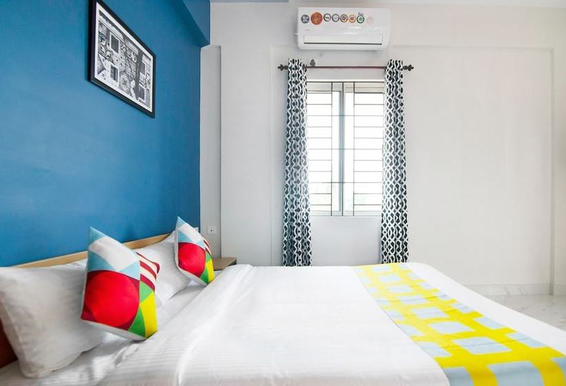 Hotel Rajamandiram By Oyo Rooms