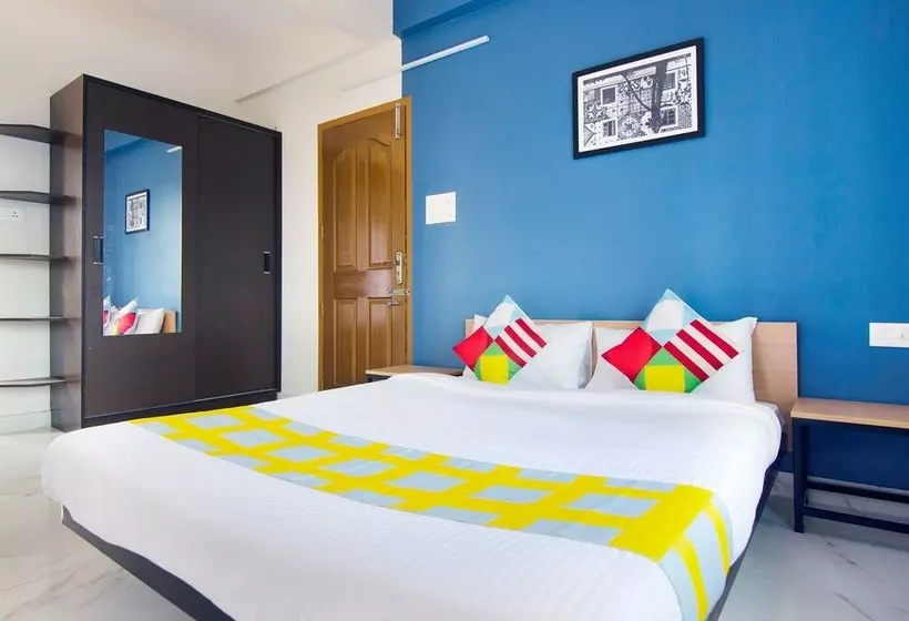 Hotelli Rajamandiram By Oyo Rooms