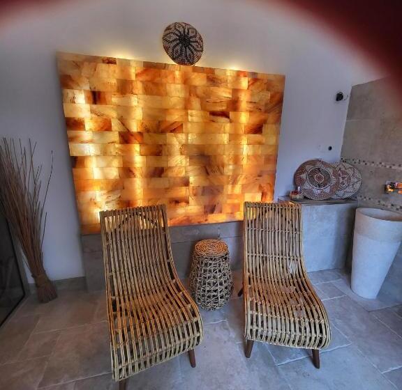 Mas Au Cœur De La Provence & Spa