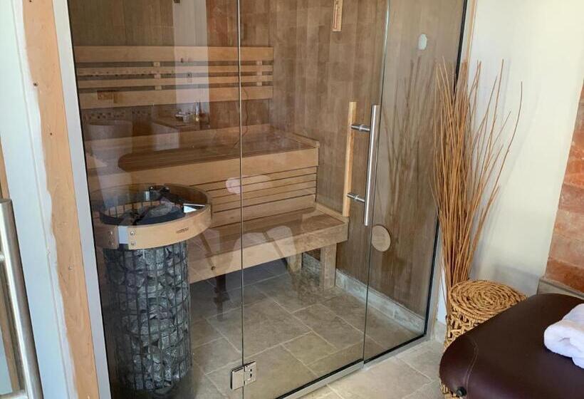 Mas Au Cœur De La Provence & Spa