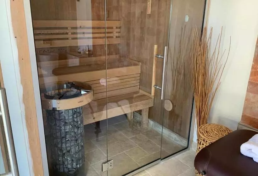 Mas Au Cœur De La Provence & Spa