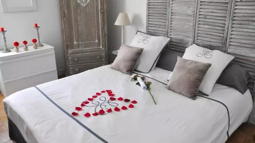 Mas Au Cœur De La Provence & Spa