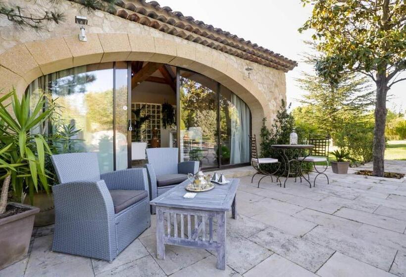Mas Au Cœur De La Provence & Spa