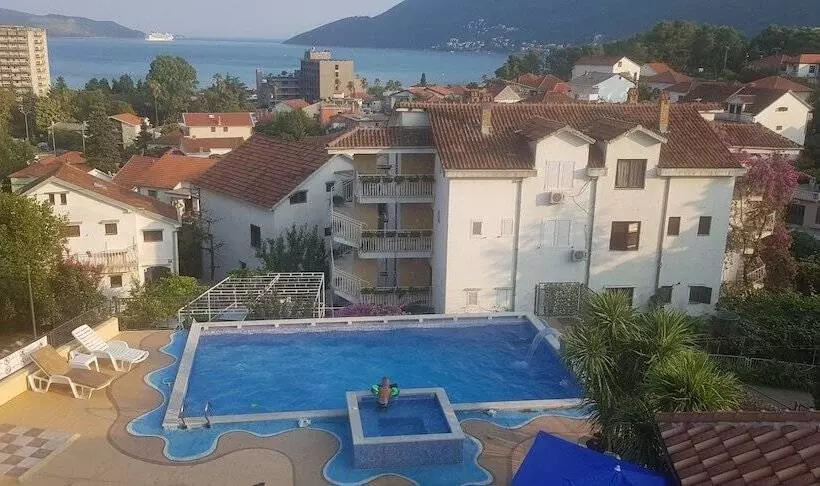 پانسیون Apartmani Niksic