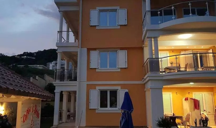 پانسیون Apartmani Niksic