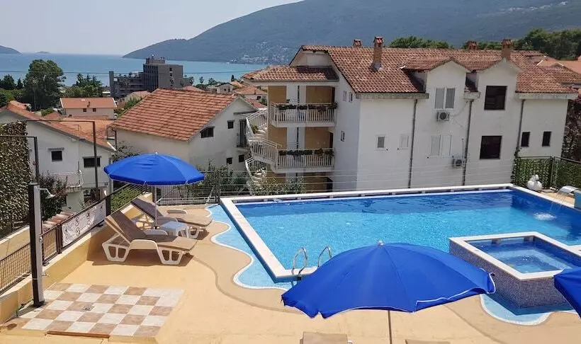 پانسیون Apartmani Niksic