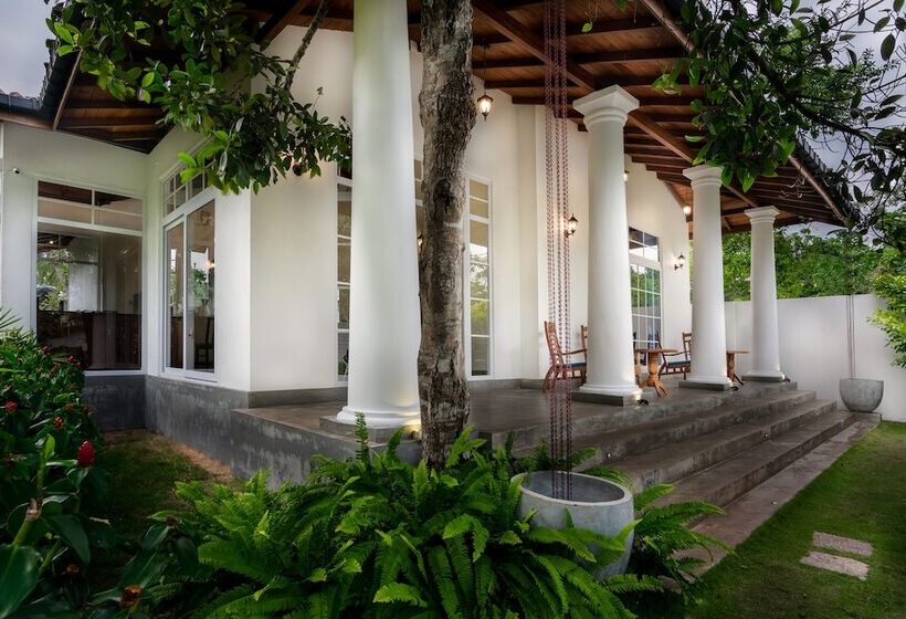 بنسيون Pearl Villa Welhengoda