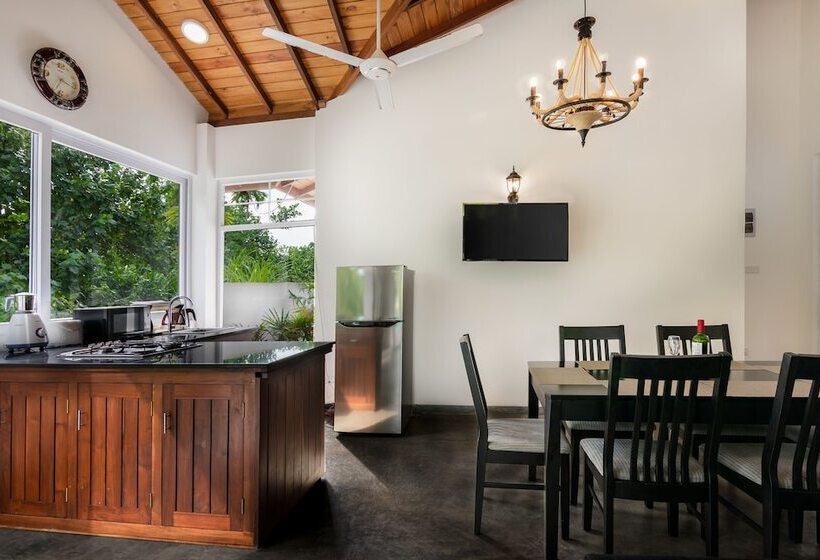 بنسيون Pearl Villa Welhengoda