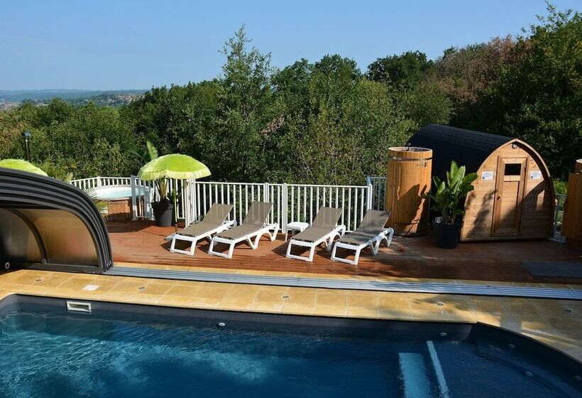 אתר נופש Village & Spa Les Ventoulines