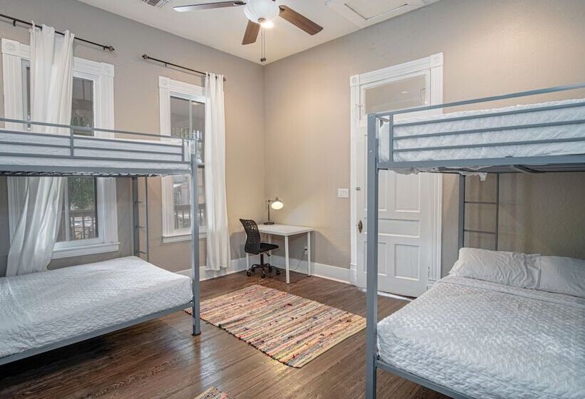 Restored Historic 2br/1.5ba House Near Downtown