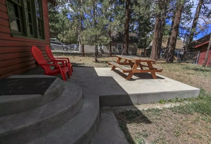 A Sweet Pine Cabin