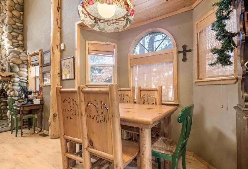Abe's Cool Cabin