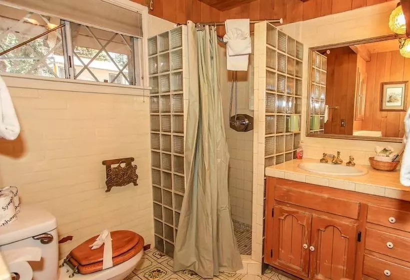 Cornerstone Cabin