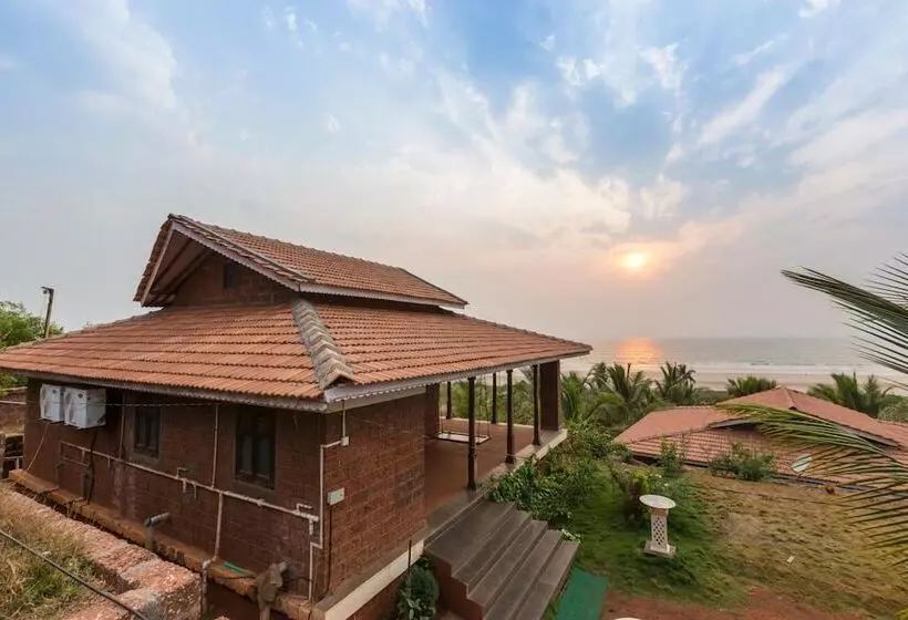 Hotelli Beachfront Villas