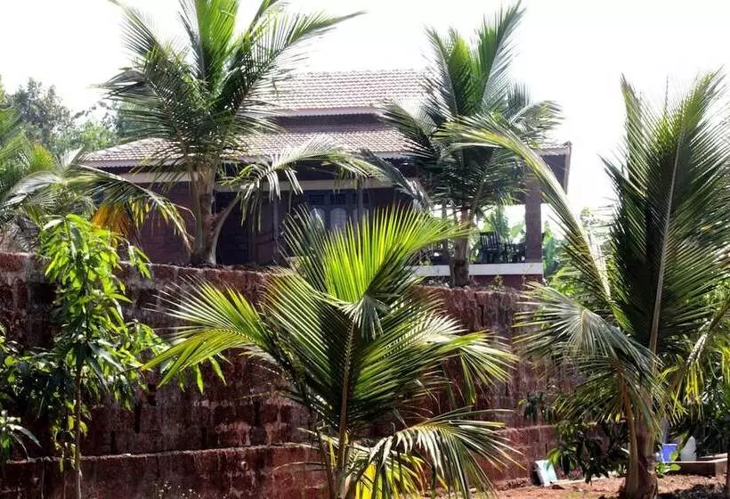 Hotelli Beachfront Villas