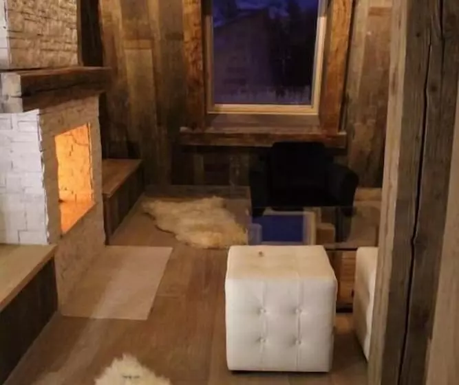 هتل Chalet Petit Palais