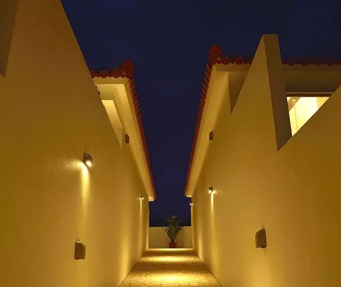 Hotelli Pool Terrace Imgya Suite