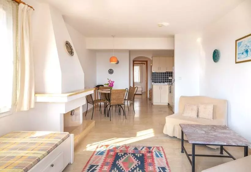 Korsan Apartments