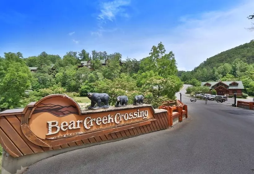 Moosebehaving Two Bedroom Cabin