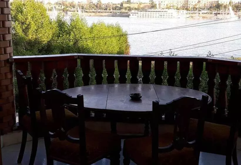 پانسیون Nile Castle