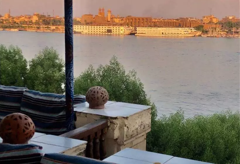 پانسیون Nile Castle