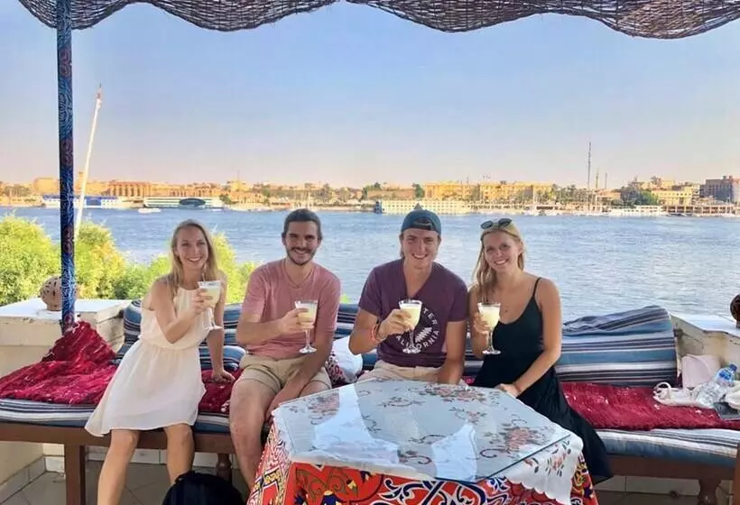 پانسیون Nile Castle
