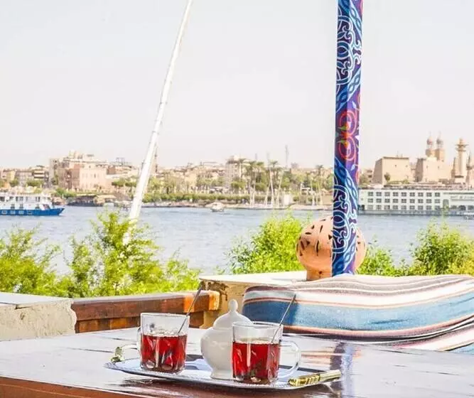 پانسیون Nile Castle